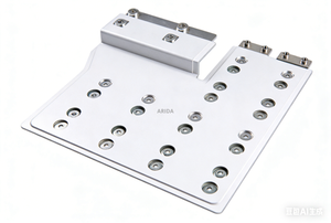 Aurinkos&auml;hk&ouml;virtakisko – suurvirtaliit&auml;nt&auml; aurinkoinverttereille ja yhdistelm&auml;koteloille